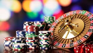 Antarmuka platform war138 menampilkan berbagai kategori permainan dan pasar sportsbook.
